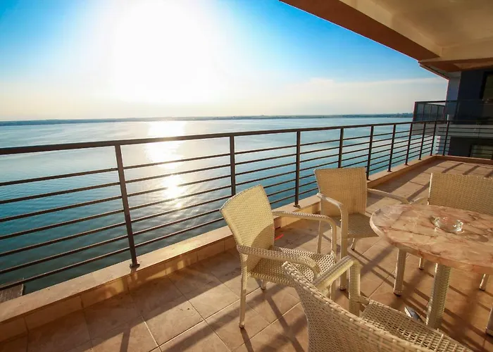 Boutique & * مامايا