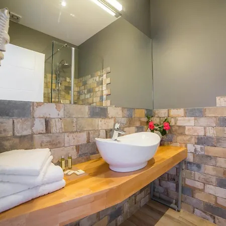 Apartment Boutique &