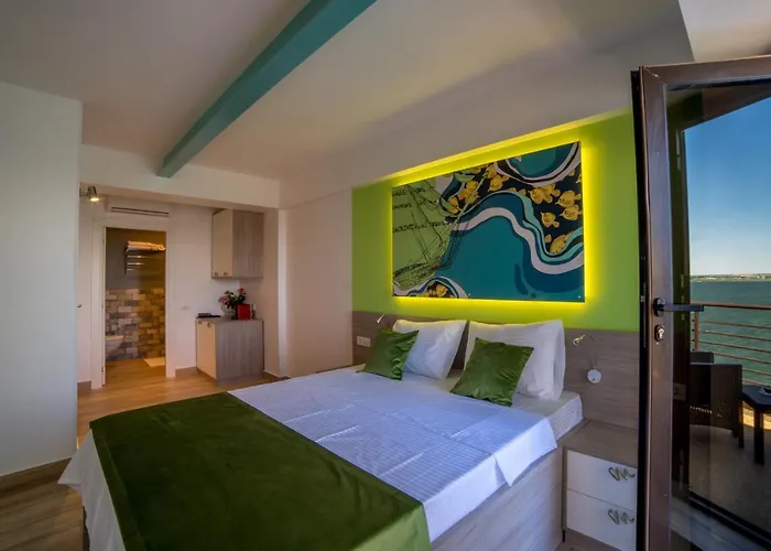 Boutique & Apartment *